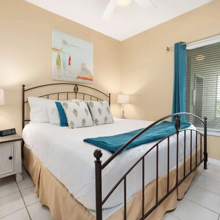 Stylish Beachfront Retreat ~ Gulf Views ~ Pools!