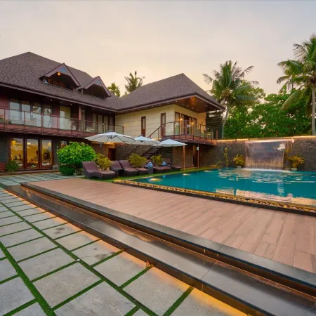 Maliekal Heritance Cherai Beach Cochin