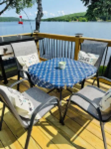 Private Lakefront Cabin