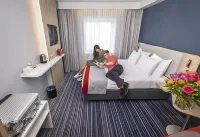 Holiday Inn Express GENEVA AIRPORT by IHG Các khách sạn gần Stade de Balexert