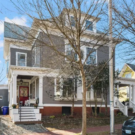 Huge historic Eastside home - walk to Brown, RISD