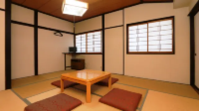 Tsugaike Kogen Guest House Chatelet Yamabiko