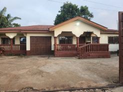 Yogi Home Stay Near Freetown Airport