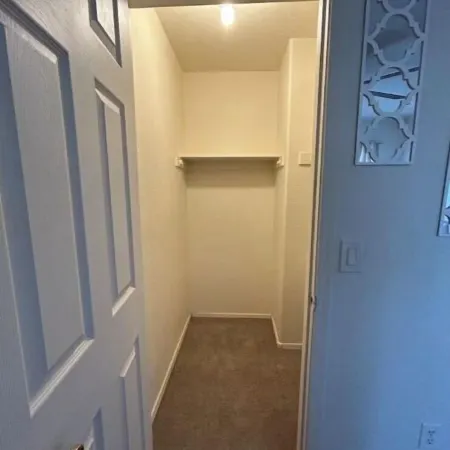 2-Story Home, 10 minutes away from Spring Training!