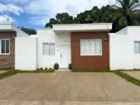 Charming 2-bedroom house in San Miguel with AC, WiFi فنادق في 