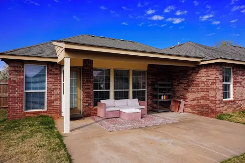 Charming 3-bedroom house in Jenks with AC, WiFi. Enjoy your stay Hotels in Jenks