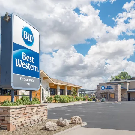 Best Western Cottonwood Inn Отели в г. Явапаи