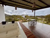 CABINS WITH BEAUTIFUL VIEWS, WITH JACUZZI GUATAPE