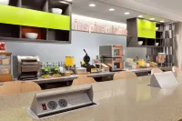 Home2 Suites El Paso Airport - breakfast