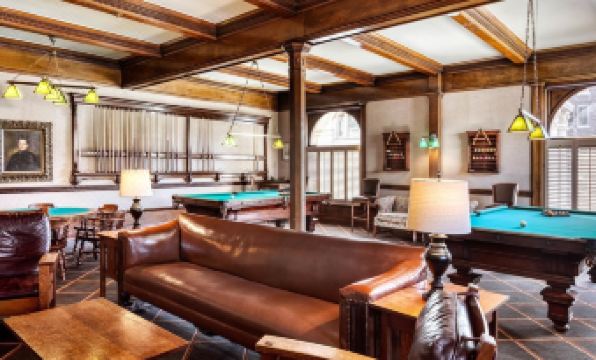 Alta Club