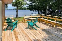 Lakefront Mercer Home Private Dock and Kayaks! - parking