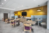 Home2 Suites by Hilton Indianapolis North at Intech Park - breakfast