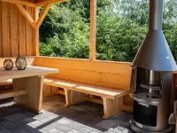 Lieblingshof House 3 - Holidays under the thatch and close to the Baltic Sea Hotels in Born