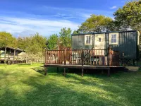 Lilly's Pad Hotels in Bude-Stratton
