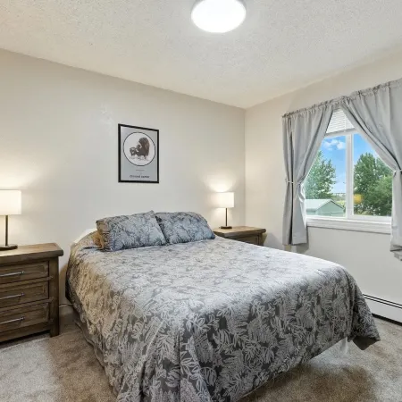 Anchorage 5br Retreat Hikes, City & Comfort 5 Bedroom Home
