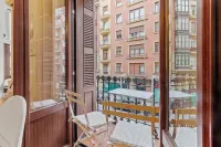 Cozy Home Bilbao - Alhóndiga-Moyúa Area