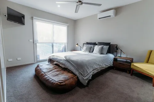 Relax & watch magical sunsets upstairs balconies overlooking the beautiful lake