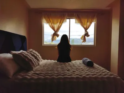 Incredible apartment with private cinema (pet friendly) Các khách sạn ở 