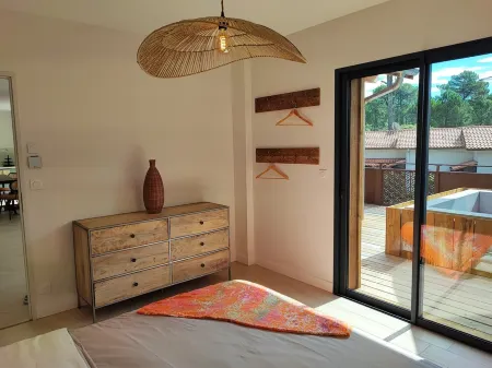 Dans un Cadre Exeptionnel Chalet LE Petit Nice À 2 pas du Lac 4 Ch. 8/9 Pers