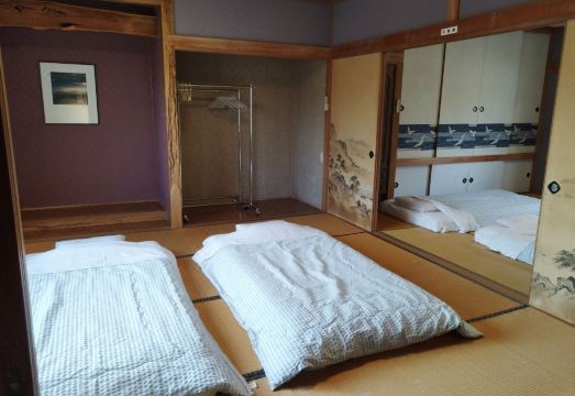 투어리스트 홈 코티지 클로버