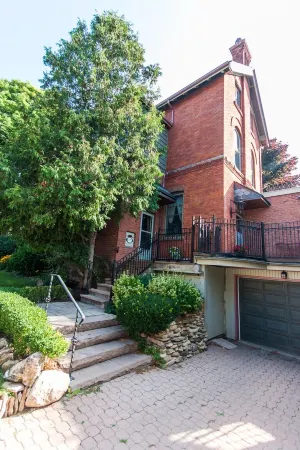 Apartment in Stone Отели рядом с достопримечательностью «Торонто Ботаникал Гарден»