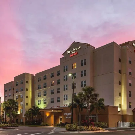 Checkers Resort