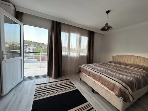 Villa with Garden 5 min to Airport , 10 min to Optimum Hotels in Menderes