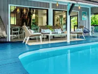 Villa fully equipped, for 8, swimming pool, 4 air-conditioned bedrooms 帕奧帕奧酒店