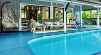 Villa fully equipped, for 8, swimming pool, 4 air-conditioned bedrooms