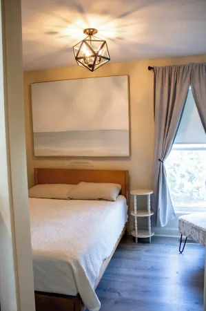 Cozy Coastal Escape + Pool