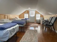 Renovated Historic POC Bayhouse!
