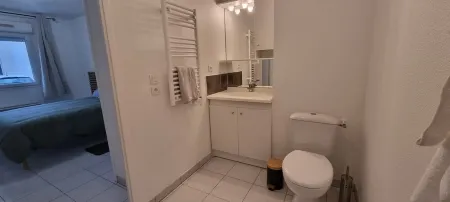 Apartment Pessac- Ideal location Отели рядом с достопримечательностью «Университет Бордо Монтень»