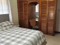 Free Loaner car….Barbados Charming 3-Bedroom with AC, WiFi in ST James. Hotels in Prospect