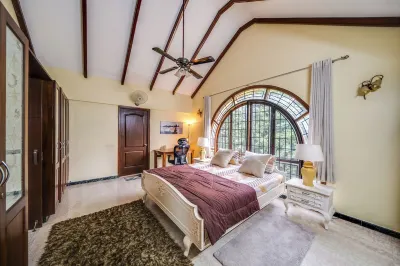 Waterfall Manor Villa by Spacez Hotels in 