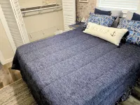 Withlacoochee River, 2/2,pet friendly, sleeps 6, fishing, scalloping, boating. Hotels in Inglis