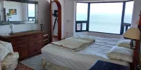 Casa de la Rana! Spacious 6-bedroom Beach Front house in Nuevo Mazatlán