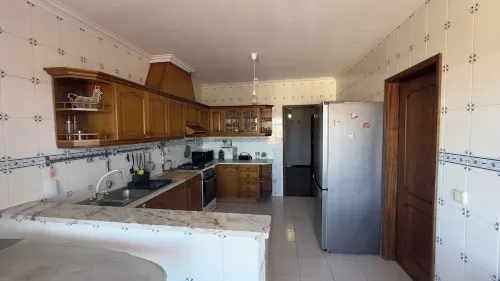 Family apartment in Aradas