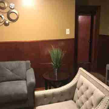 Charming 2-bedroom with Extended Yard, delightful Beaumont Others