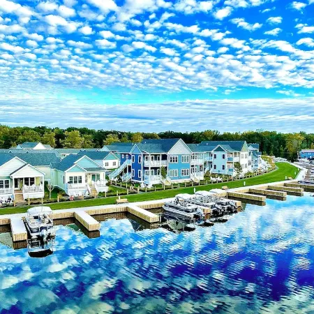 Stunning 3-Story Lakehouse in Sylvan Beach, Sleeps 10, WiFi & Walk to the Beach!