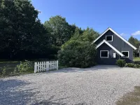 "Sibbe" Hotels in Give