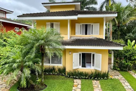 Casa em Condomínio Fechado em Juquehy