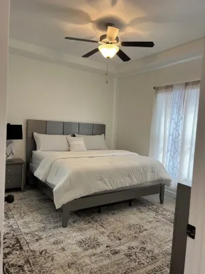 Luxe 3BR/2BA Condo. Near Airport & Mall