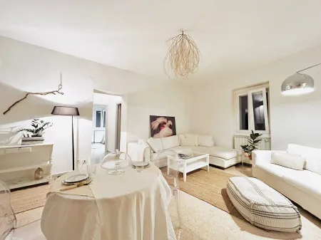 Bright family apartment in the historic center of the Etruscan necropolis Отели в г. Тускания