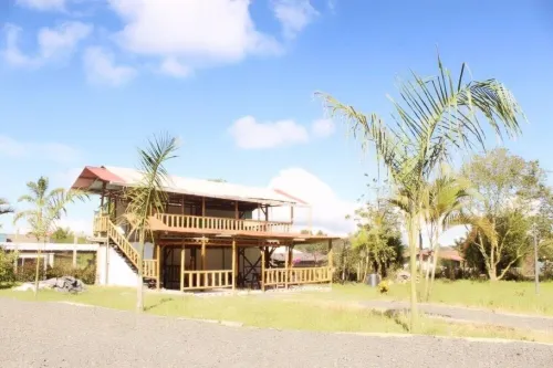 Beautiful Farm for 30 people jacuzzi , billar pool , ping pong