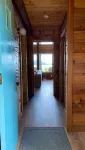 Waterfront Burton Loop - The Very Best Of Vashon, cozy cabin with a harbor view.