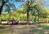 Hot Tub Paradise: Fire Pit - BBQ - Family/Couples