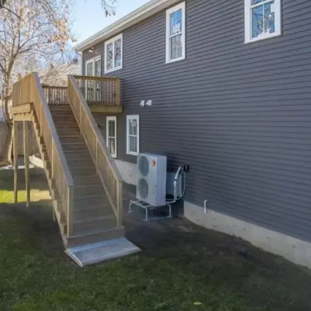 Brand new 3 bedroom house in welcoming Worcester with WiFi and AC