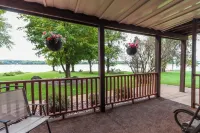 Skipping Rock Retreat on Fully Recreational Lake