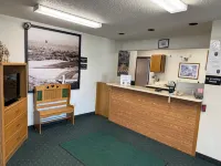 Budget Inn & Suites Hotels in DeWitt