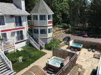 Auberge de La Tour du Lac Hotels in Val-David